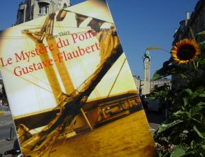 LES CONFIDENCES DE MISS ELODY vous invite à lire LE MYSTÈRE DU PONT GUSTAVE-FLAUBERT